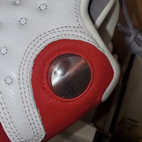 Jordan 13 cherry - Picture 3 of 4
